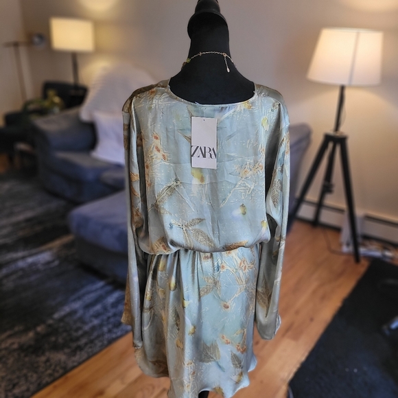 Zara Printed Elegant Floral Wrap With Bell Sleeves Dress Size XXL - Picture 8 of 16